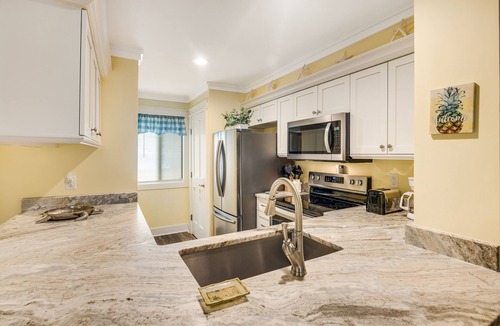 Folly Beach Villa | First-floor villa w/magnificent river view & community pool/dock/tennis courts