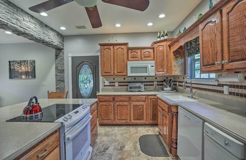 Trenton House | Fish, Kayak & More: Lakefront Georgia Home