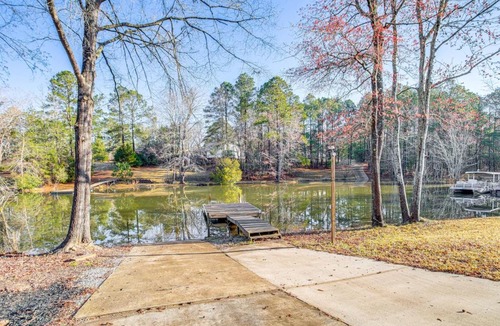 Prosperity House | Fish On-Site: Lake Murray Family Home