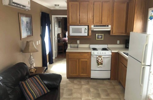 Langston House | Fisherman's Landing - Large Groups up to 30