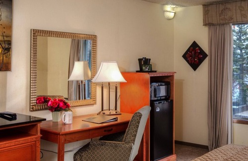 Rapid City Hotel | Foothills Inn