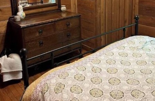 Monteagle Cabin | Forest cabin with sauna, ping pong, 5 min drive to local trails