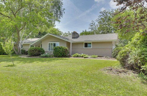 Fort Atkinson House | Fort Atkinson Ranch Home Near Rock River