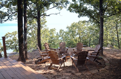 Crowder House | Four bed, three bath retreat located in Crowder, OK on beautiful Lake Eufaula
