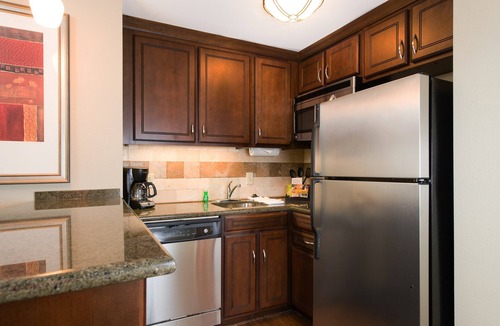 Arsenal Hill Condo | Free Breakfast Buffet! Less than 1 Mile from USC