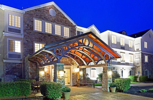 Cranbury Apartment | Free Breakfast Buffet. Private Studio 20 Min from Princeton.
