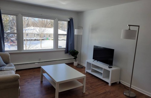 Monona Apartment | Fresh, Recently-Renovated Madison Apartment