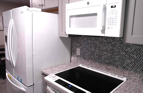 Great Bridge House | FRESHLY RENOVATED 2 BEDROOM DUPLEX