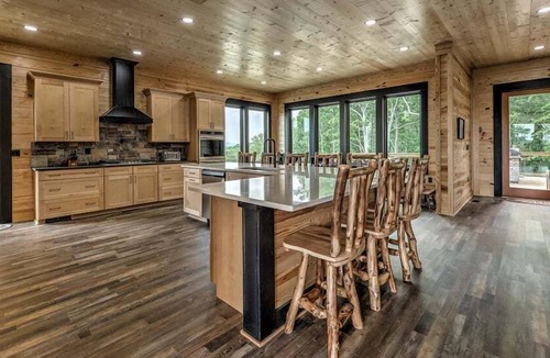 Talking Rock Cabin | From Salt Life to Mountain Life - Mountain Views | Pet Friendly | Hot Tub | Game Room