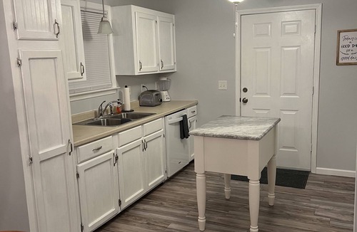 Unionville House | Fruit Valley Country Cottage