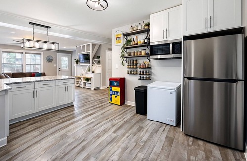 Glen Burnie House | Fully Furnished 4BR Home Near BWI, Hospitals & Fort Meade!