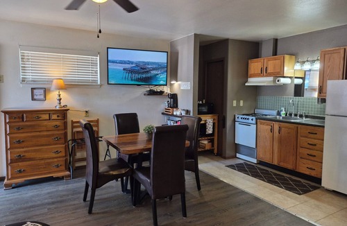 Monroe City Apartment | Fully Furnished, Apartment near Mark Twain Lake , Sleeps 4-Boat Parking No pets