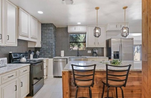 Cedar Park House | Fun Near Austin - Big Groups!