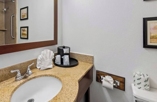 South Central Omaha Hotel | Fun Retreat in Downtown Omaha – Steps from Attractions, w/Pool & Free Breakfast