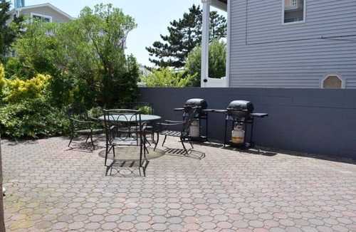 Townsend's Inlet House | Furbaby Friendly! Beach House!