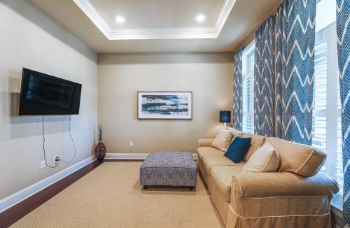 Ocean View House | Furnished Outdoor Space: Family Home in Ocean View