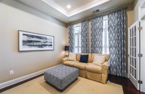 Ocean View House | Furnished Outdoor Space: Family Home in Ocean View