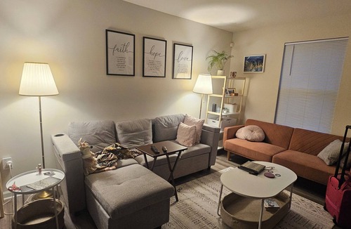 North East House | Furnished Private Room Near Union Hospital and Cecil College