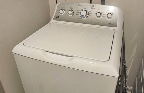 North East House | Furnished Private Room Near Union Hospital and Cecil College