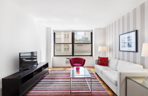 Downtown Jersey City Apartment | Furnished Quarters at Grove Pointe