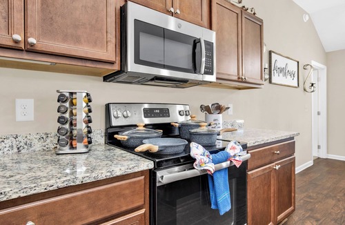 Wetumpka House | Game Room - Wind Creek Casino- RTJ Golf - 3 Beds - 2 Bath