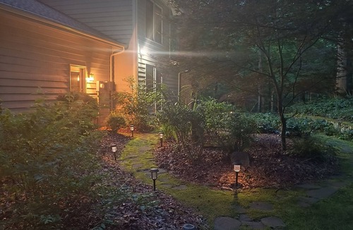 Chapel Hill Apartment | Garden Ensuite at the Chapel Hill Retreat Center