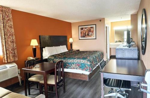 Mount Berry Hotel | Garden Inn & Suites