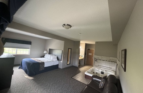 Garner Hotel | Garner Inn & Suites