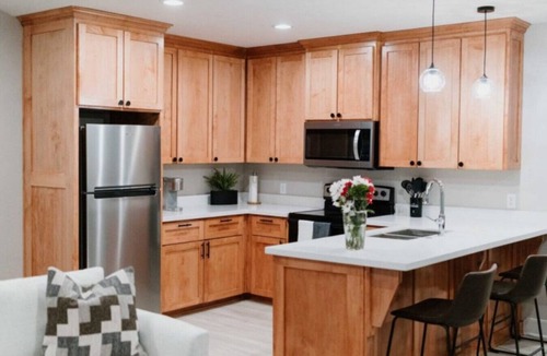 Council Bluffs Apartment | Gated Townhome Pet-Friendly Gym Office