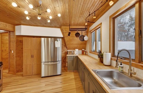 Smyrna Apartment | Geodome at the Lake: Hot Tub, Games, Sleeps 12!