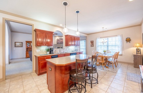 Springdale House | GetAwayNWA: 2000's Nostalgia. Razorback Spirit. 5 miles from Sassafras Springs.
