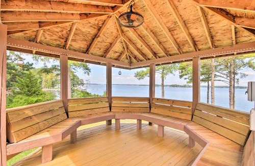 Gilbert House | Gilbert Lakefront Retreat w/Private Dock!