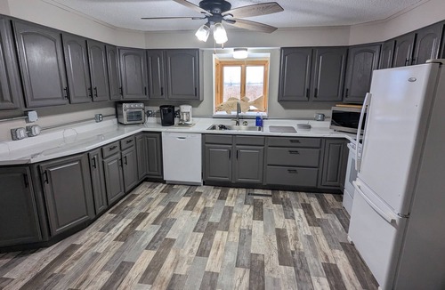 Webster House | Glacial Lakes Retreat- 4-bedroom house with WiFi and AC in charming Webster