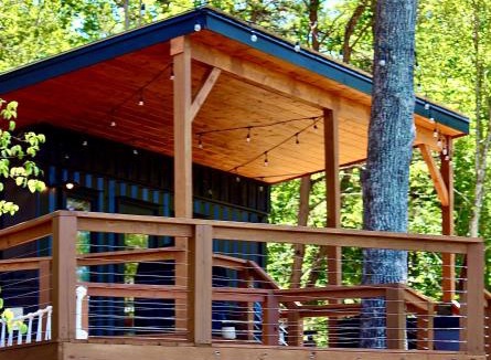 Hiawassee Villa | Glamping Container Treehouse by Hiawassee Glamping