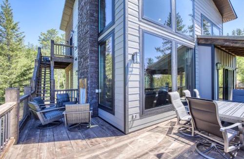 Lead House | Golden Eagle`s