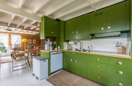 Barnegat Light Cottage | Goldie Point is a dreamy retro beach escape experience!
