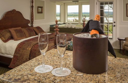 Galena Bed & Breakfast | Goldmoor Inn