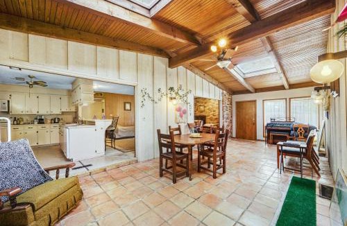 Lawton Villa | Golf Villa A