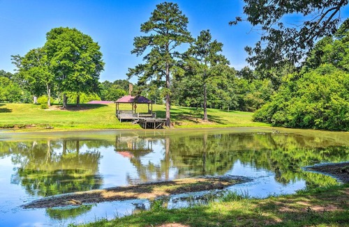 Guntersville House | Golfer's Retreat at Kudzu Cove Cabins Resort