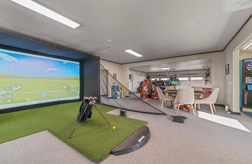 Rockford House | Golfer's Retreat *hot tub* *arcade* *spa*