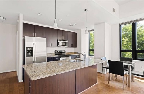 Aurora Highlands Apartment | Gorgeous 2BR | Perfect for Business | Pentagon City