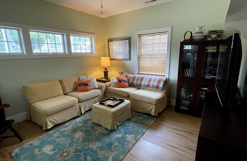 Venable House | Gorgeous & Airy Custom Downtown Dream Home