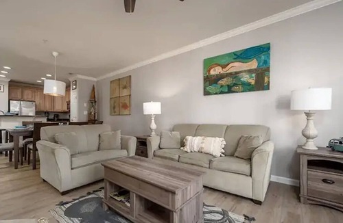 Sunset Island House | ⭐️Gorgeous Sunset Island Private Beach In/Outdoor Pools⭐️