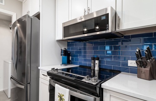 Seabrook Island Villa | Gorgeous Sunsets on Pelican Beach! Walk to Pools! Amenity Access included! 2 Dogs - 30# max