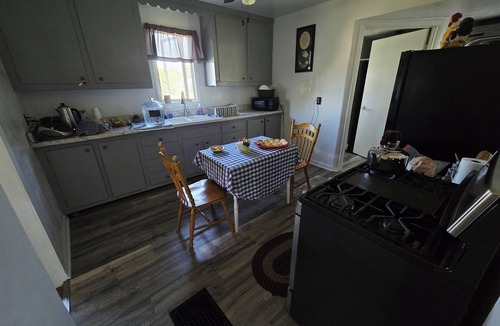 Corning House | Grandma's Roost is located next to two parks and the beautiful downtown.