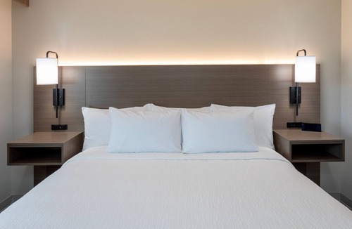 Algona Hotel | GrandStay Hotel & Suites Algona IA