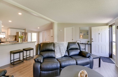 Grant House | Grant Home w/ Fire Pit: Hess Lake Access Nearby!