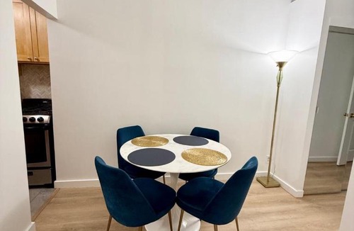 Gramercy Apartment | GREAT APT 2 BED ROOM GREAT LOCATION nye