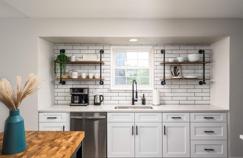 Englewood House | Great Family&Group, Near Denver, 2 EnsuiteBR, Fast 2Gbps Internet, Arcade&Games