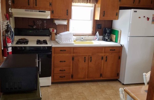 South Beach Haven House | Great Family Location Just 2 Houses From The Beach ~ Clean ~ Quiet ~ Affordable
